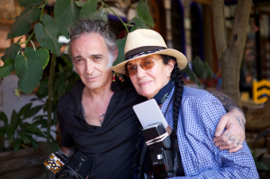 Mary Ellen Mark with Students at Oaxaca workshop 2012 | Photo Xpeditions