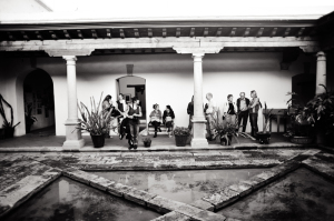 Mary Ellen Mark with Students at Oaxaca workshop 2012 | Photo Xpeditions